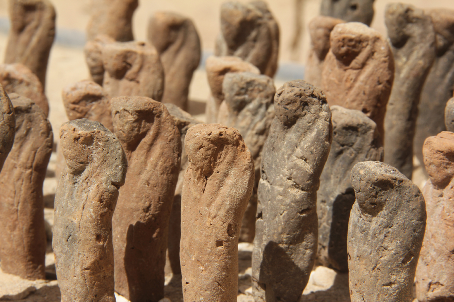 Uszebti ze świątyni Hatszepsut. Fot. A Niemirka